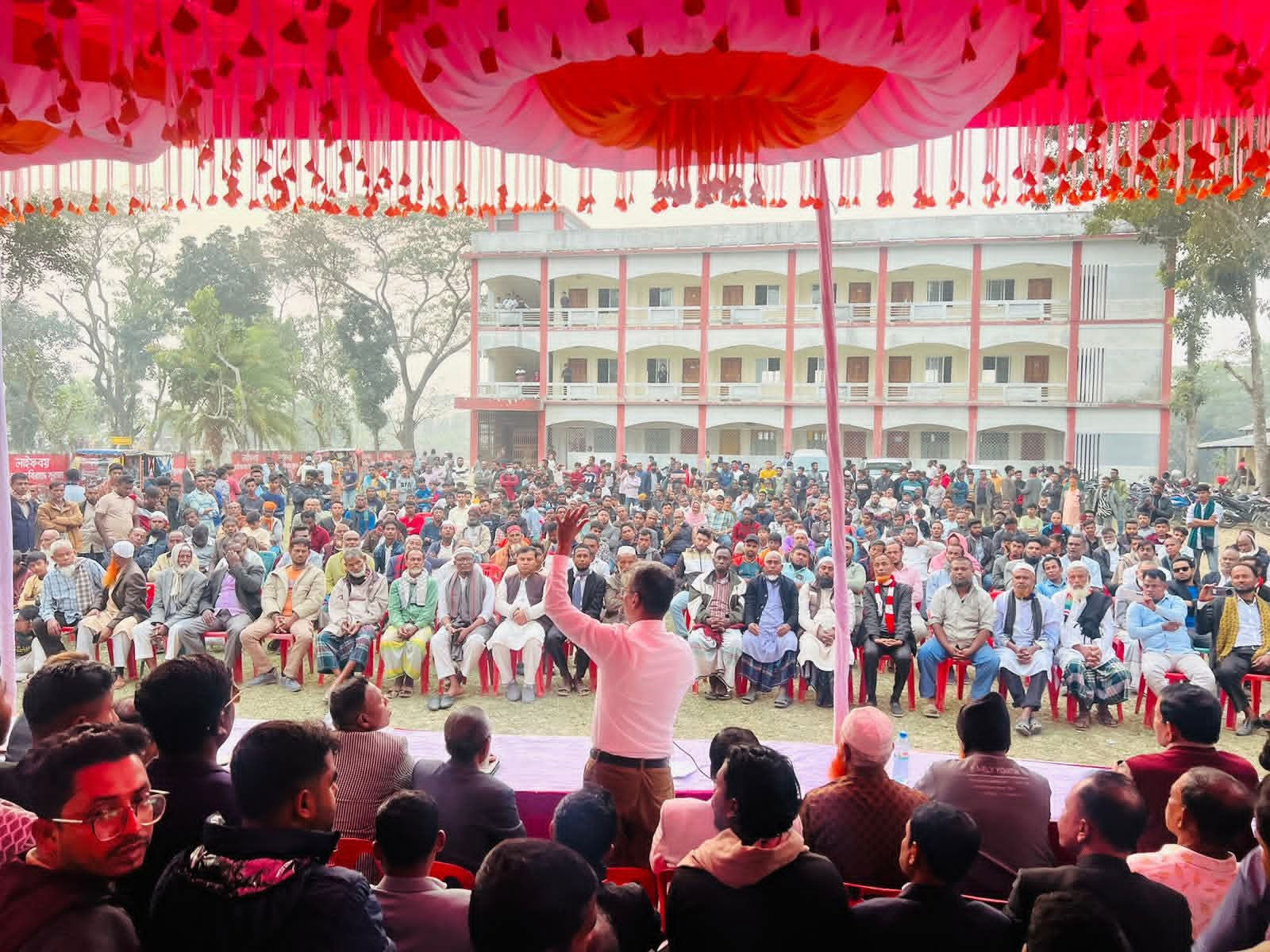 বক্তব্য রাখছেন মোহাম্মদ আক্তারুজ্জামান বাচ্চু।