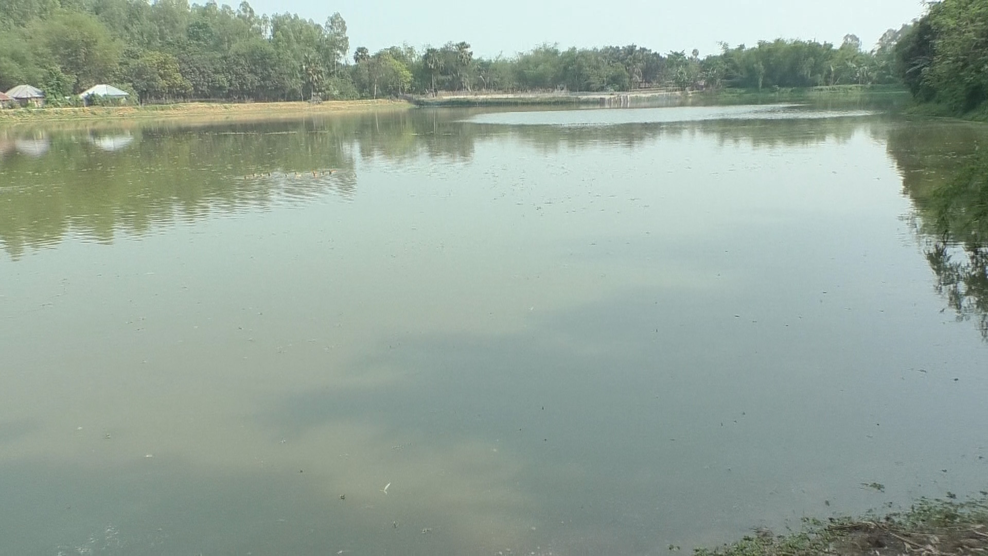 জলমহাল।