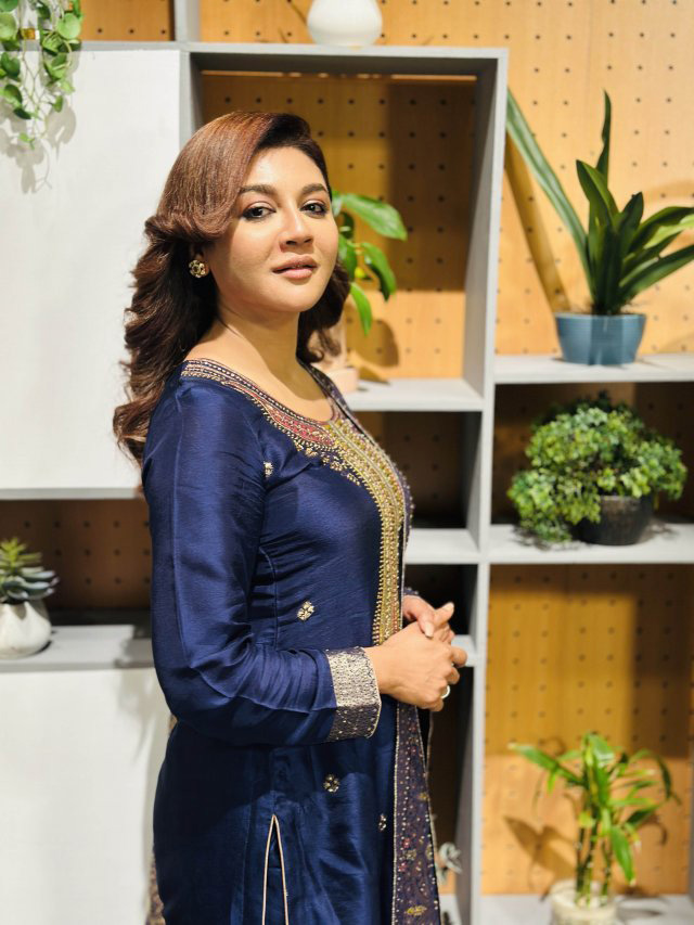 দুই বাংলার জনপ্রিয় অভিনেত্রী জয়া আহসান।