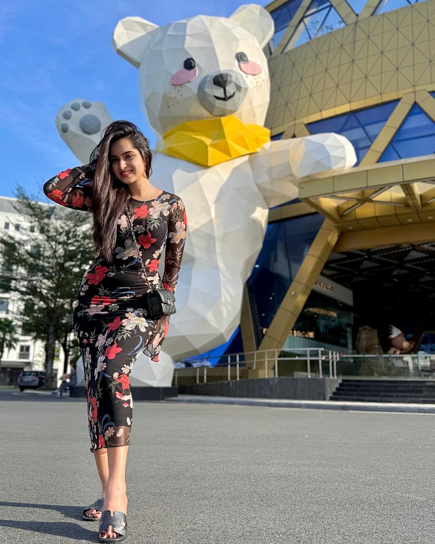 অভিনেত্রী কেয়া পায়েল।