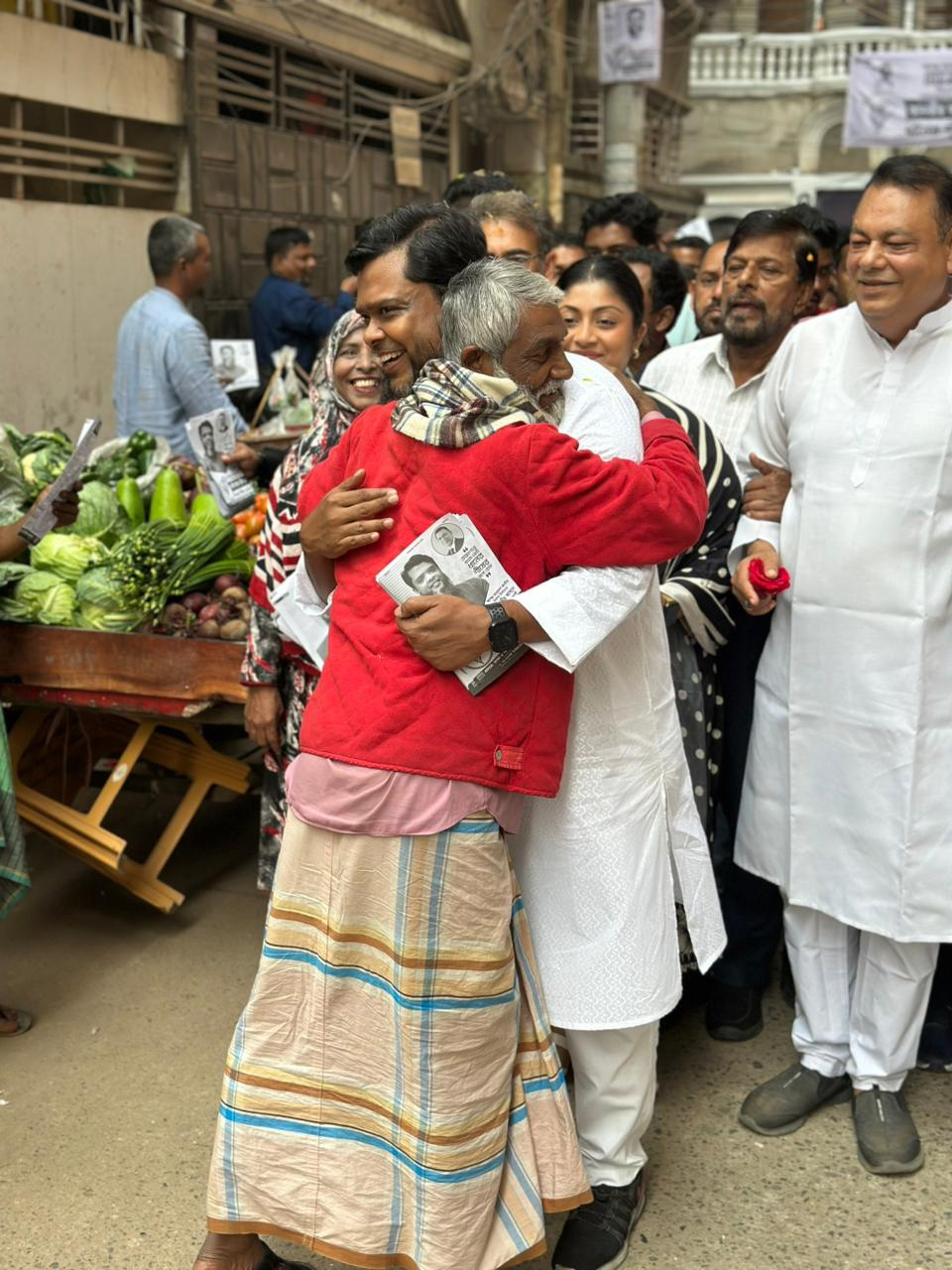 ঢাকা-৪ আসনে তানভীর আহমেদ রবিনের নির্বাচনী গণসংযোগ।