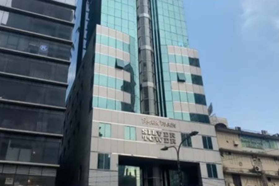 গুলশান ১ নম্বরের &lsquo;সিলভার টাওয়ার&rsquo;।