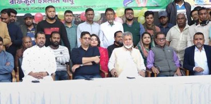 ‘আ.লীগ খেলোয়াড়দেরও বিতর্কিত করেছে’