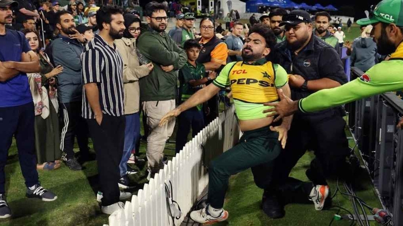 পাকিস্তানি ক্রিকেটারের ঘটনায় মুখ খুলল পিসিবি