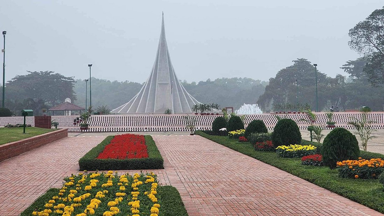 শ্রদ্ধা-ভালোবাসায় সিক্ত হতে প্রস্তুত সাভার জাতীয় স্মৃতিসৌধ