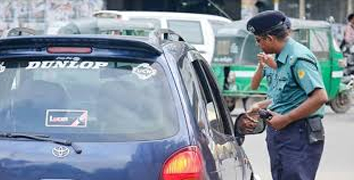ট্রাফিক আইন লঙ্ঘনে একদিনে ৭৯ লাখ টাকা জরিমানা