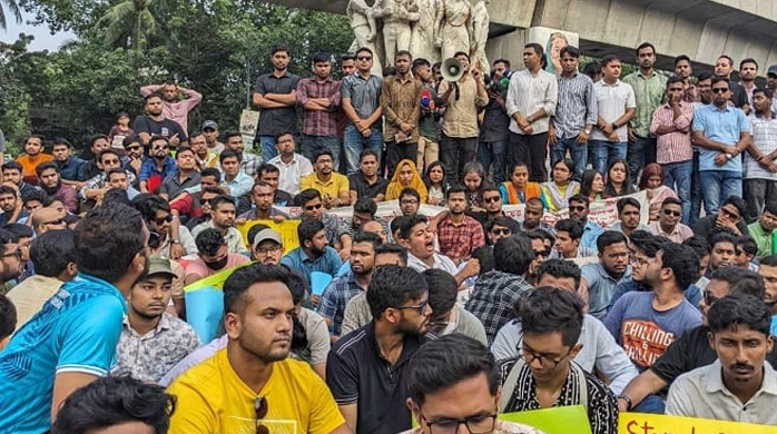 নেতাকর্মীদের আচরণ নিয়ন্ত্রণের নির্দেশ ঢাবি ছাত্রদল সভাপতির