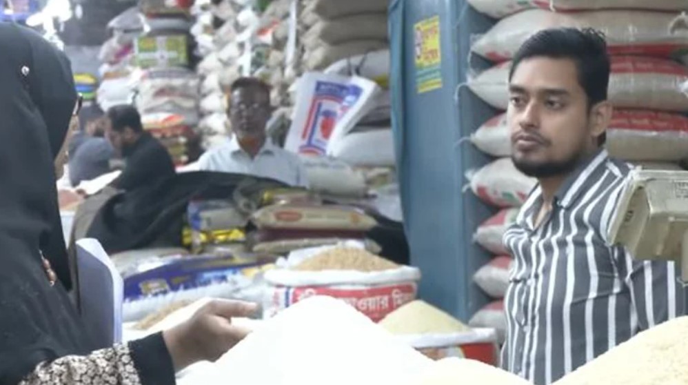 বছরজুড়ে নিত্যপণ্যের দামে নৈরাজ্য