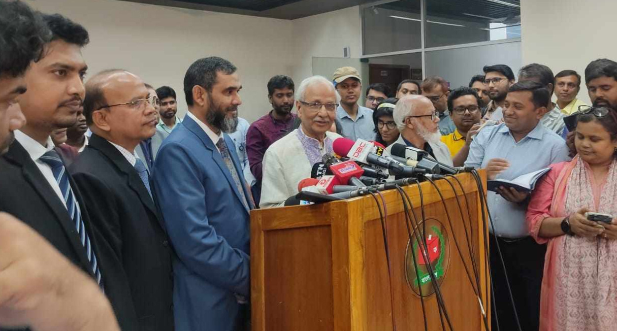 নির্বাচন কমিশন দূর্ভাগ্যবসত ক্ষমতা ব্যবহার করেনি