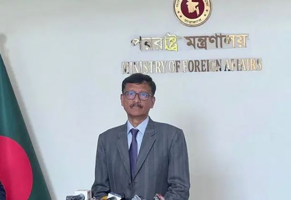 রোহিঙ্গা অনুপ্রবেশ আটকানো কঠিন হচ্ছে: পররাষ্ট্র উপদেষ্টা