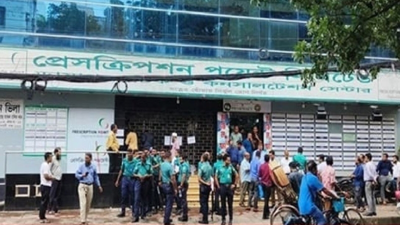 এবার বনানীর প্রেসক্রিপশন পয়েন্ট দখলে নিতে চায় মামুন!
