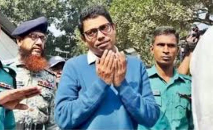 নিন্দিত হয়েছেন নন্দিত ‘পলক’