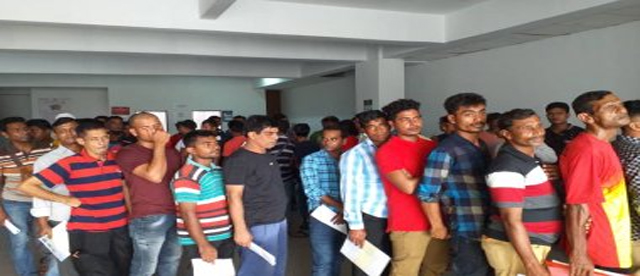 পাসপোর্ট নবায়নে চরম ভোগান্তিতে অর্ধলক্ষাধিক প্রবাসী