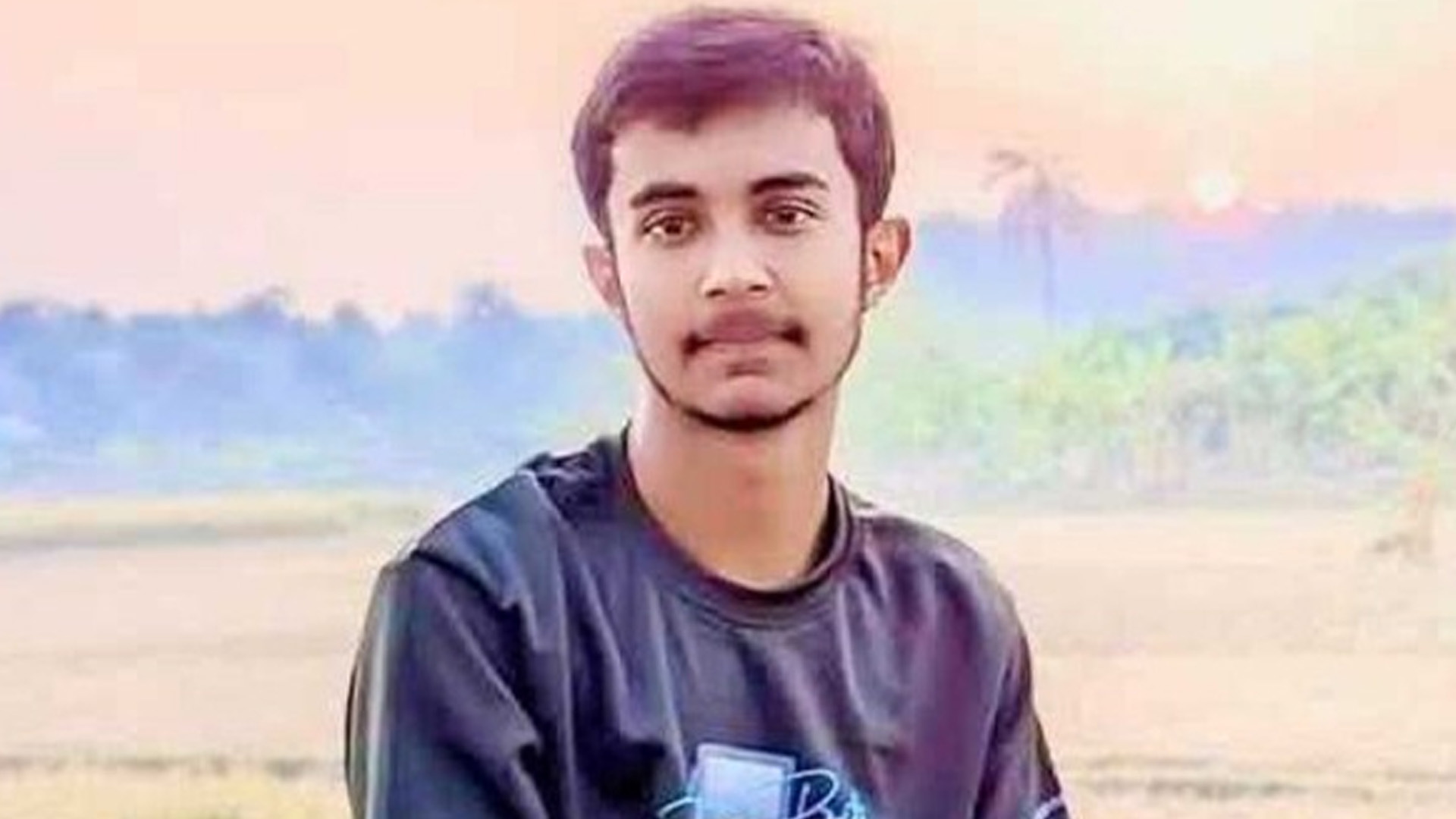থার্টি ফার্স্ট উদ্‌যাপনের সময় ছাদ থেকে পড়ে শিক্ষার্থীর মৃত্যু