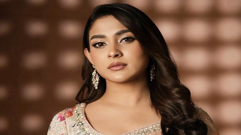 তারা ভুয়া ছবি বিশ্বাস করে অপমান করছে : মেহজাবীন