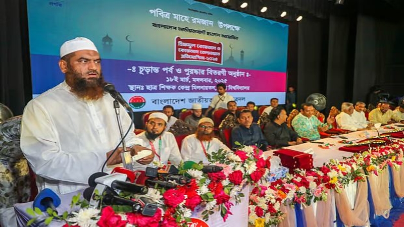 ‘বিএনপি আবু তালেবের, আর আ.লীগ আবু জাহেলের ভূমিকায়’