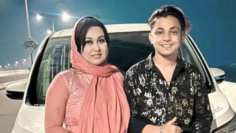 প্রিন্স মামুন আগে টোকাই ছিল : লায়লা