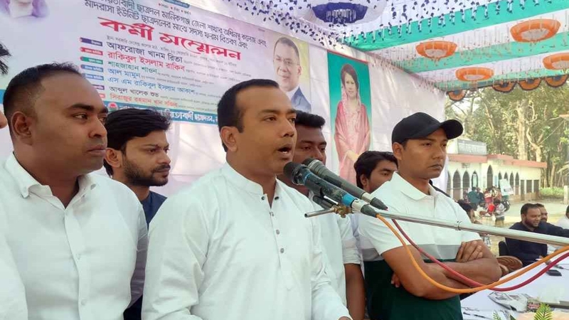 ছাত্রলীগ স্টাইলে আর রাজনীতি করতে দেওয়া হবে না