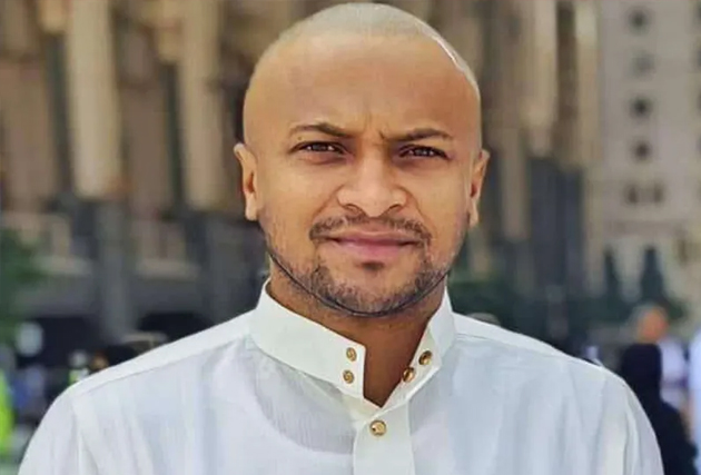 ওমরাহ পালন করতে সৌদিতে : সাকিব