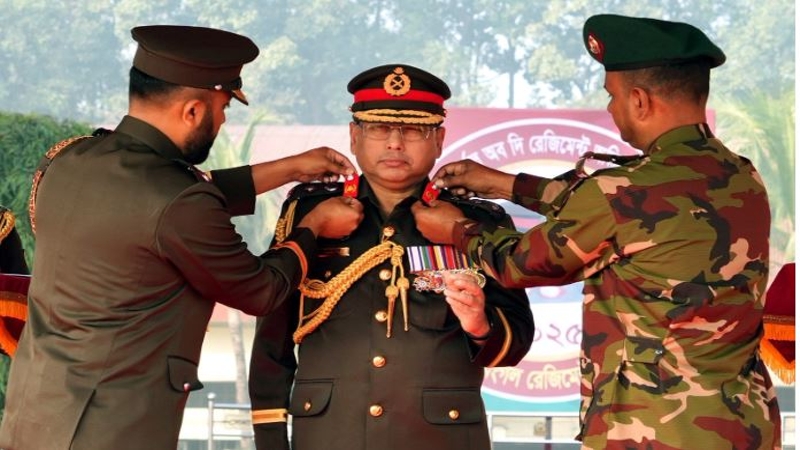 ‘কর্নেল অব দি রেজিমেন্ট’ হিসেবে অভিষিক্ত হলেন সেনা প্রধান