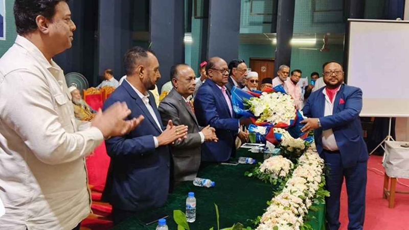 দলবল নিয়ে এলডিপিতে যোগ দিলেন হাসান সারওয়ার্দী
