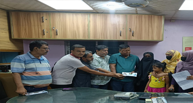 গণঅভ্যুত্থানে শহীদ ইউসুফ ছানোয়ারের পরিবারের পাশে বিএনপি