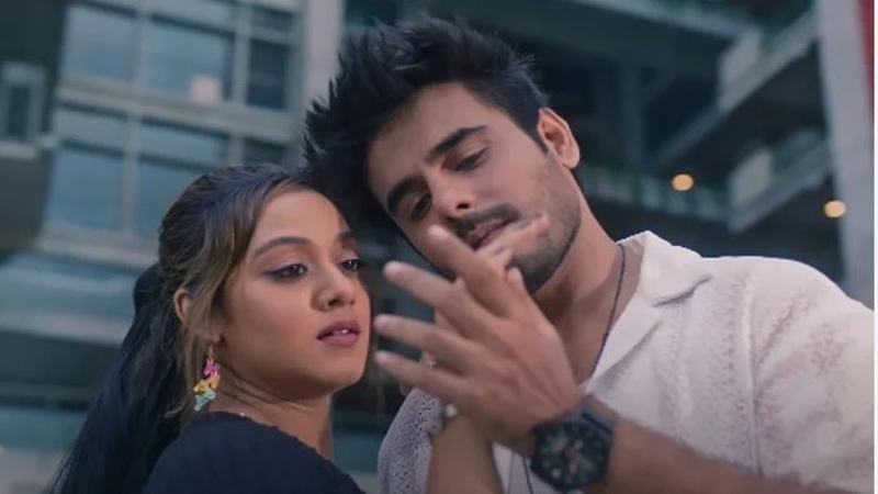 ভালোবাসা দিবসে সিয়াম-দীঘির 'জনম জনম'