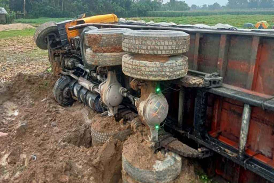 হবিগঞ্জে বাস-পিকআপ সংঘর্ষে নারীসহ নিহত ৪