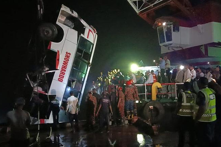 নিহত বেড়ে ১৮ এখনো নিখোঁজ ৩০