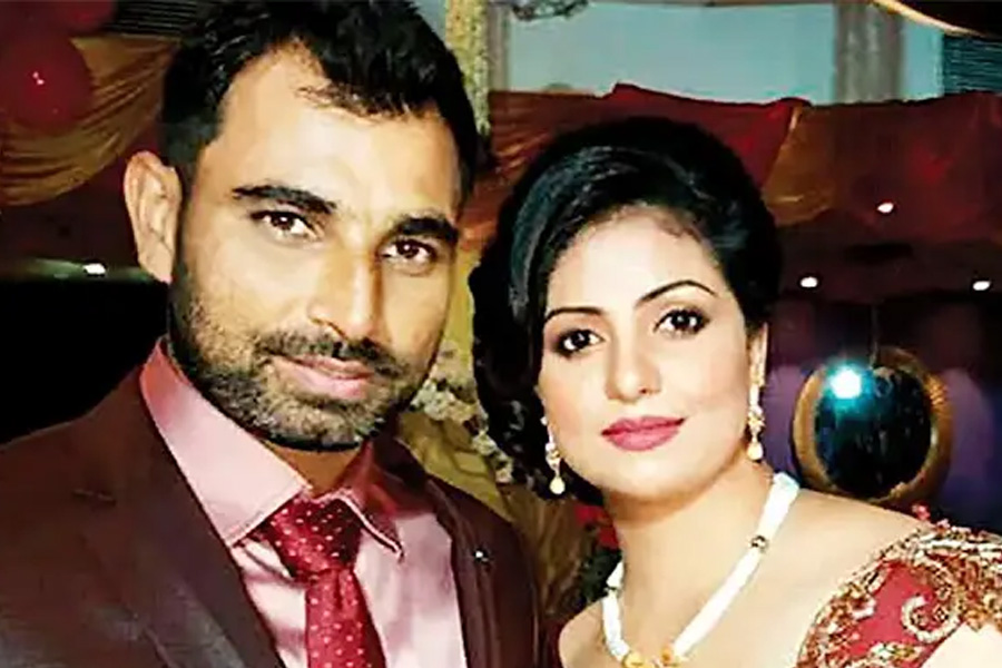 শামির কাছে মাসে ১০ লাখ চান সাবেক স্ত্রী