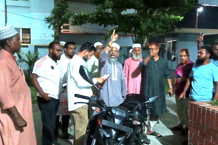 জামায়াত নেতাকে কুপিয়ে হত্যার চেষ্টা