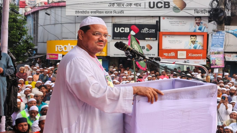ইসলামপন্থীদের গণজাগরণ দেখে ভয় পাচ্ছে: চরমোনাই পীর