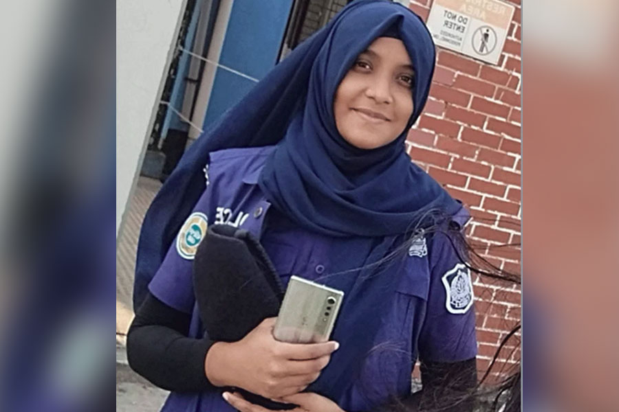 পটুয়াখালীতে পুলিশ কনস্টেবলের ঝুলন্ত মরদেহ উদ্ধার