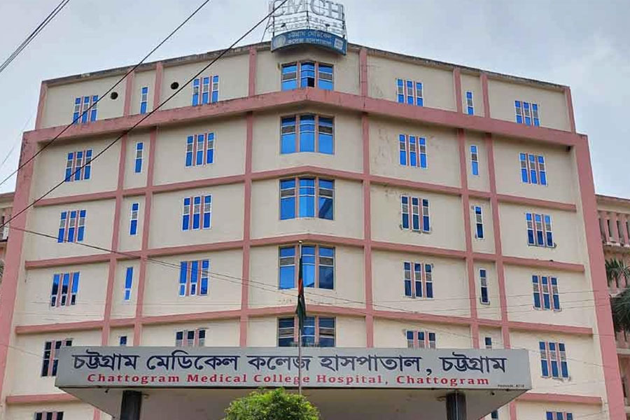 চট্টগ্রামে জাহাজে দুই ক্রুর মারামারি, ছুরিকাঘাতে থাই নাগরিক নিহত