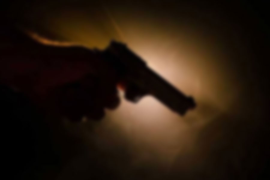 পাবনায় ছেলের সামনে বাবাকে গুলি করে হত্যা