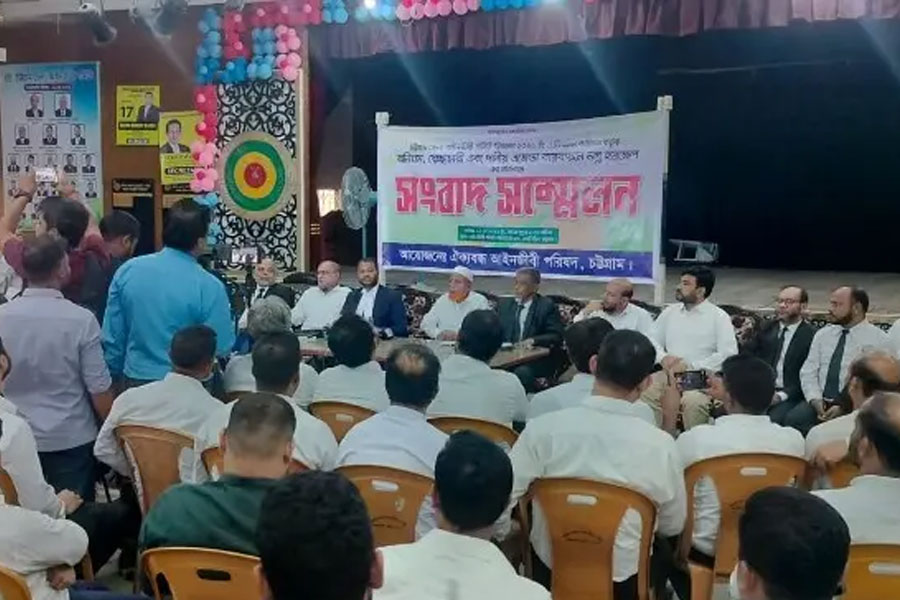 চট্টগ্রাম আইনজীবী সমিতি নির্বাচন বর্জন করল জামায়াতপন্থিরা