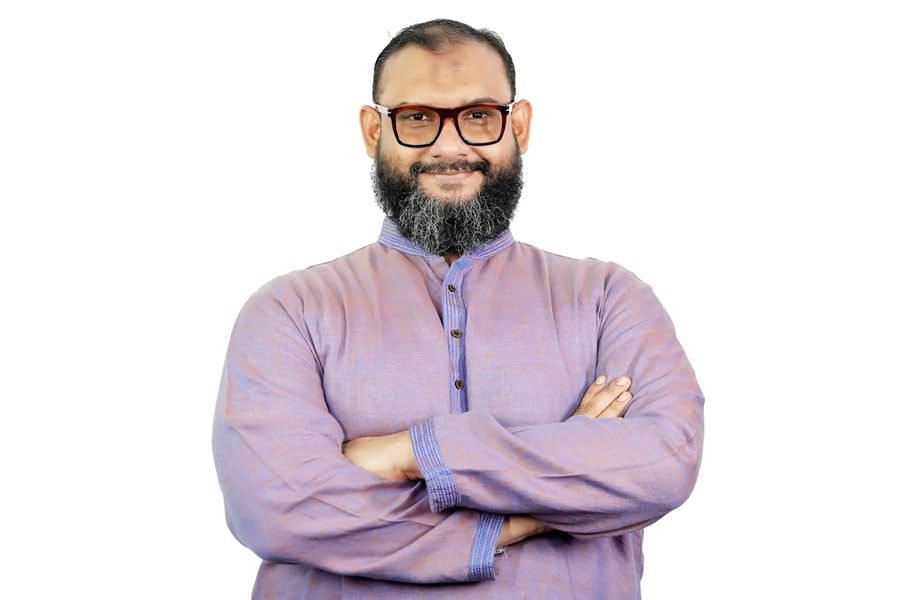 ফেসবুক লাইভ চলাকালে ব্যারিস্টার আরমানের  মোবাইল চুরি