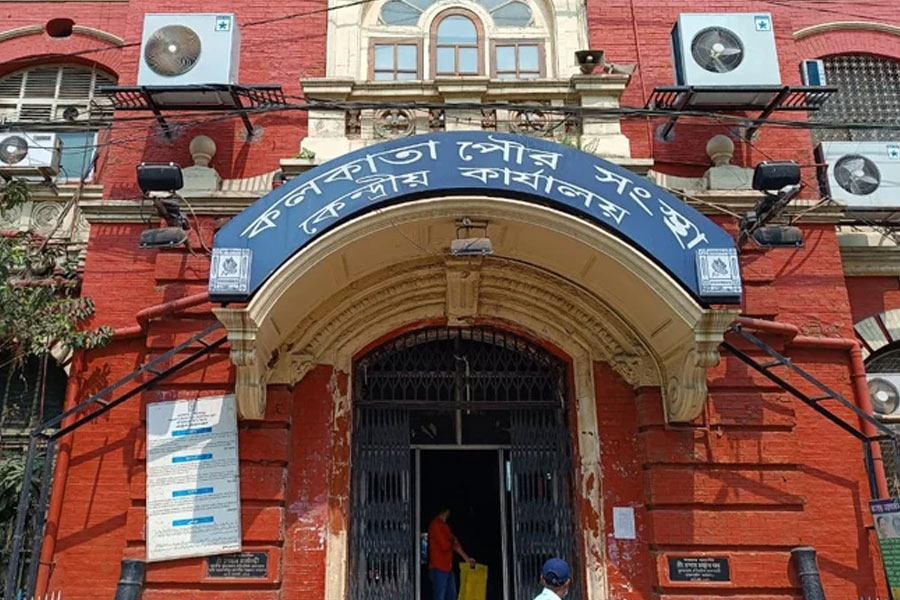 কলকাতা পৌরসভা ভেঙে দিল পশ্চিমবঙ্গ সরকার