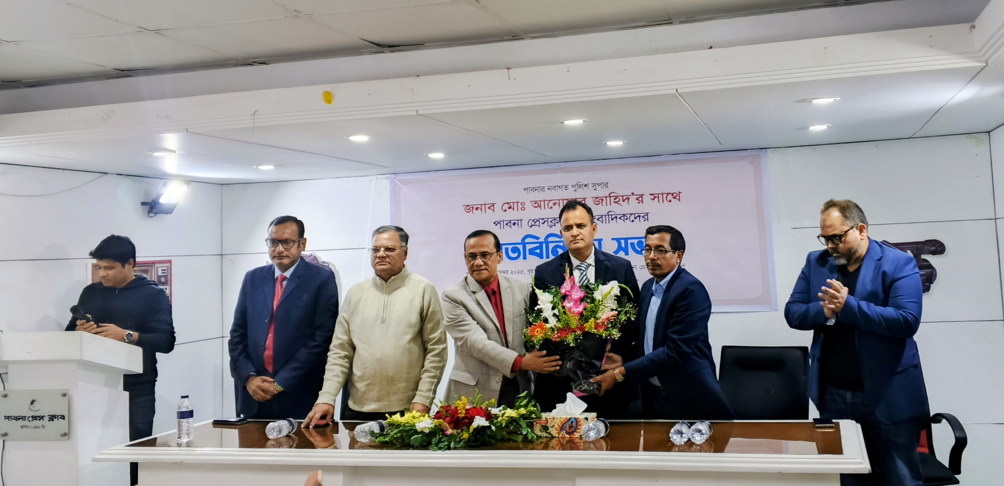 যারা স্বপ্ন দেখছেন ভোট দেবেন, আমরা সে পরিবেশ নিশ্চিতে কাজ করছি