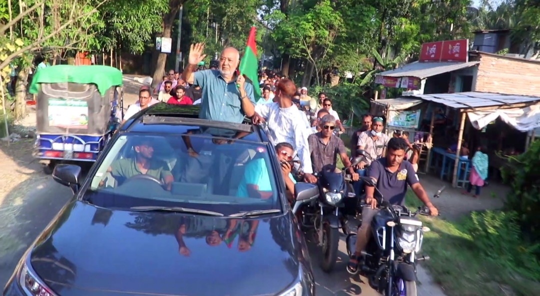 রাষ্ট্র সংস্কারের ৩১ দফা বাস্তবায়নে গণসংযোগ ও লিফলেট বিতরণ