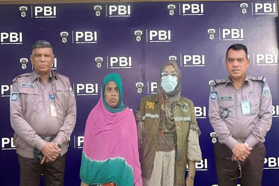 সাবধান! ওরা গৃহকর্মী নয় খুনি, চেতনানাশকে করে লুট