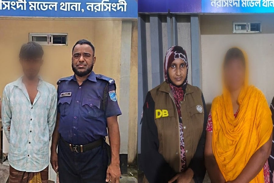 কুকুরের গলায় রশি বেঁধে নদীতে নিক্ষেপ, আটক ২