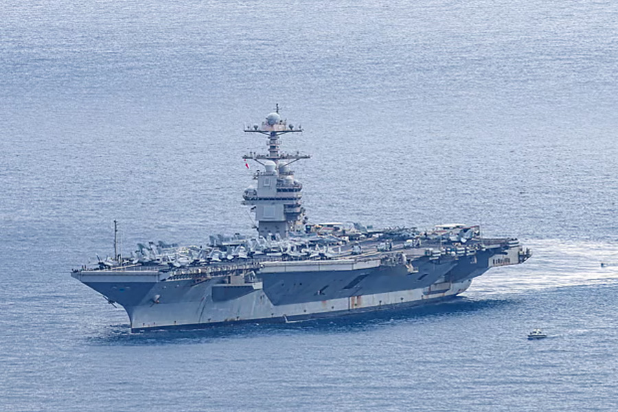 দুটি রণতরিসহ ২৬টি যুদ্ধজাহাজ মোতায়েন করেছে যুক্তরাষ্ট্র