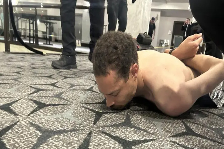 নিরাপত্তা বাহিনীর গুলিতে লুটিয়ে পড়ে রাইফেলধারী