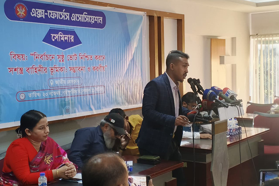 সুষ্ঠু নির্বাচনের জন্য সেনাবাহিনীকে পূর্ণ স্বাধীনতা দিতে হবে