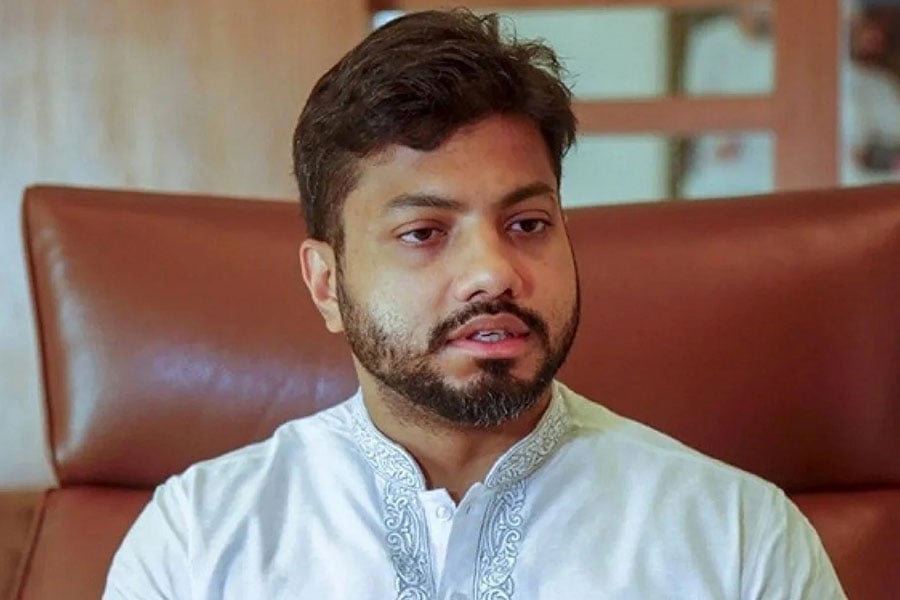 মুক্তিযুদ্ধ বিষয়ক মন্ত্রণালয় সংবাদ সম্মেলনে বক্তব্য দেন ইশরাক হোসেন। ছবি: ভিওডি বাংলা