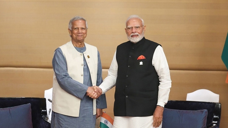 নরেন্দ্র মোদিকে আম পাঠাচ্ছেন প্রধান উপদেষ্টা