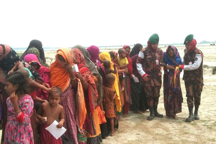 কুড়িগ্রামের চর অঞ্চলে বিজিবির ফ্রি মেডিকেল ক্যাম্প