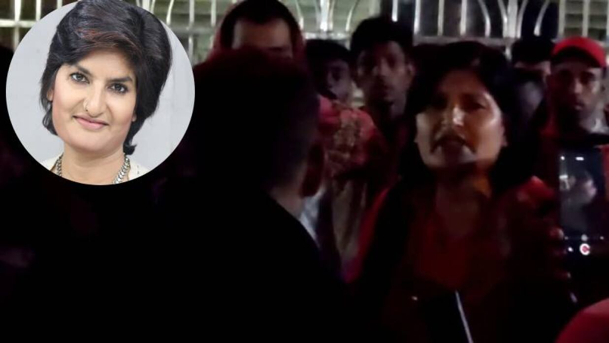 সাংবাদিক মুন্নী সাহাকে আটক করলো জনতা