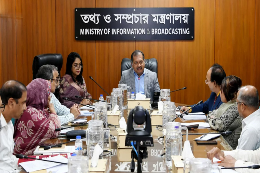 প্রশাসনকে জনগণের প্রত্যাশা অনুযায়ী দক্ষ করে গড়ে তুলতে হবে
